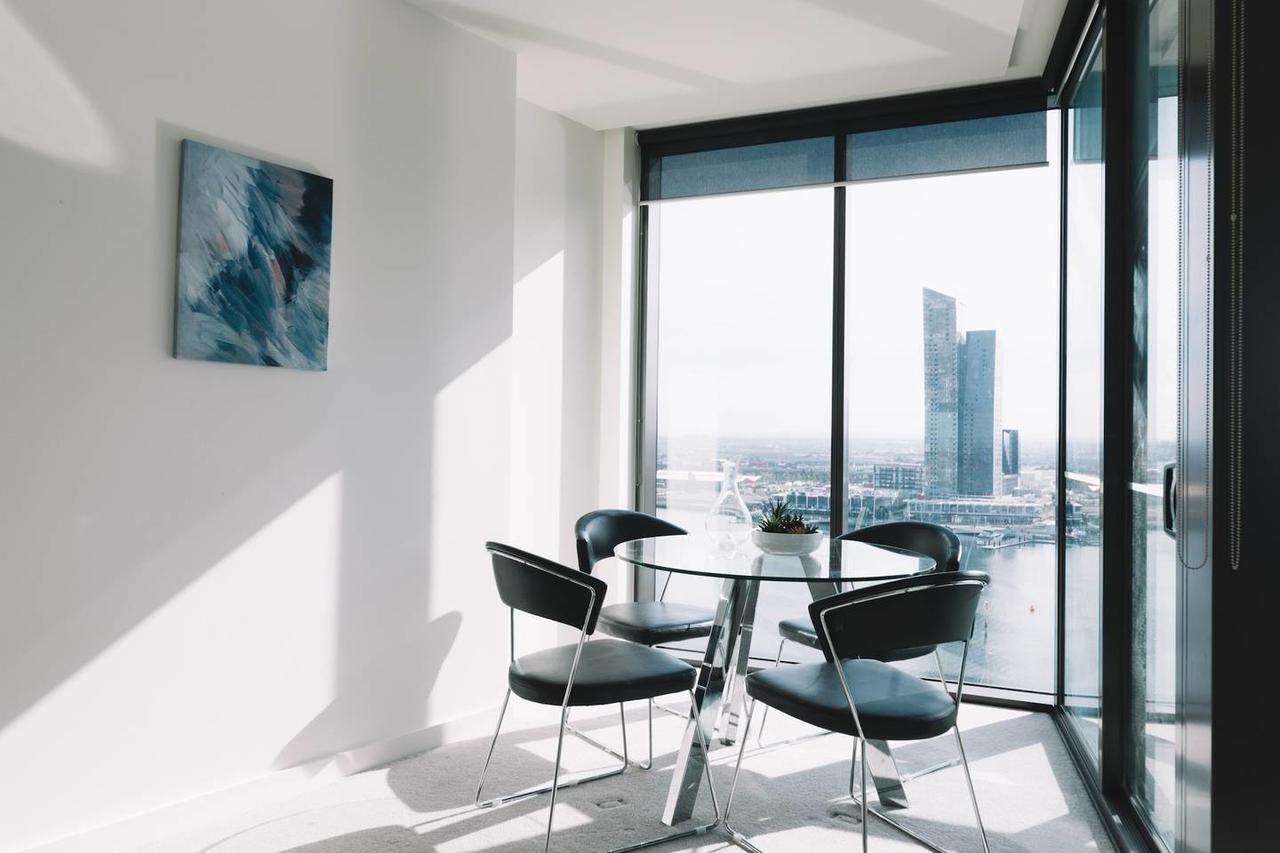شقة Experience Waterfront Luxury With Views ملبورن المظهر الخارجي الصورة